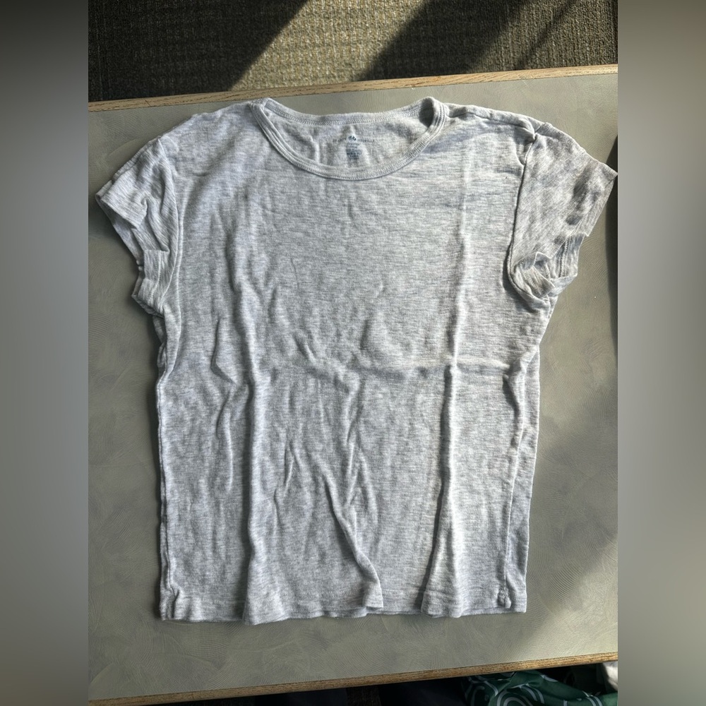 Brandy Melville Tshirt